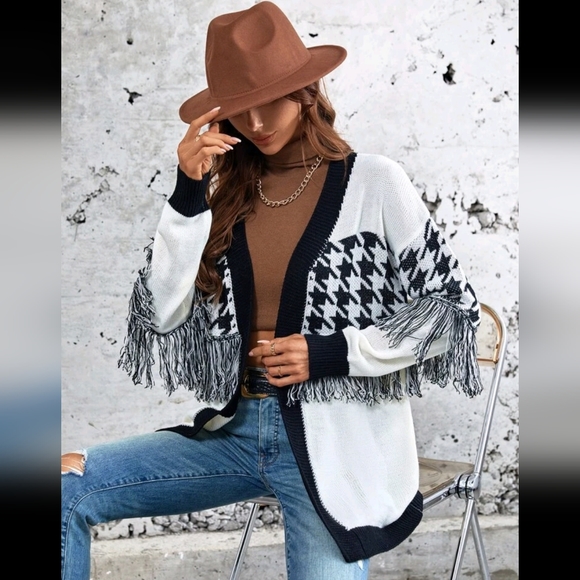 Houndstooth Fringe Cardigan - Picture 4 of 8